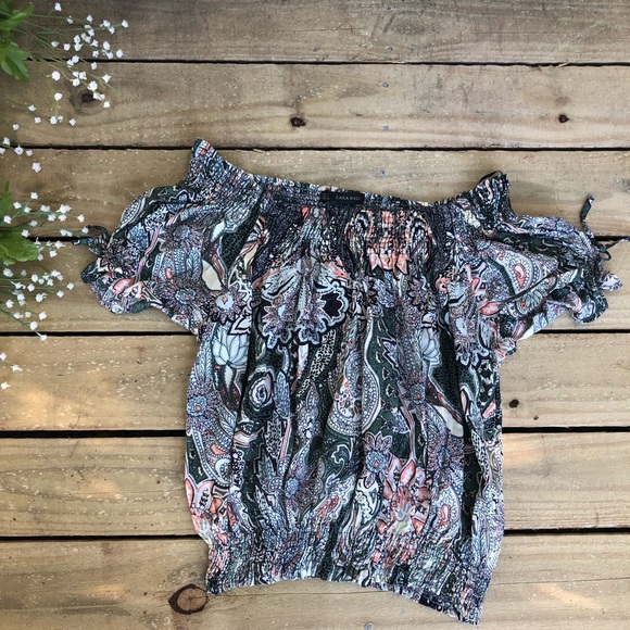 Zara Tops - Zara basic - shirt size :L